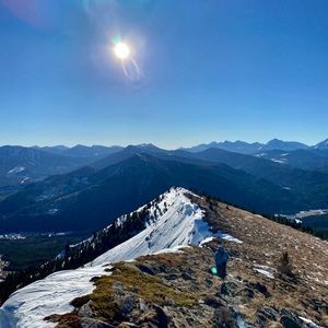 Meet your Posher, Carah